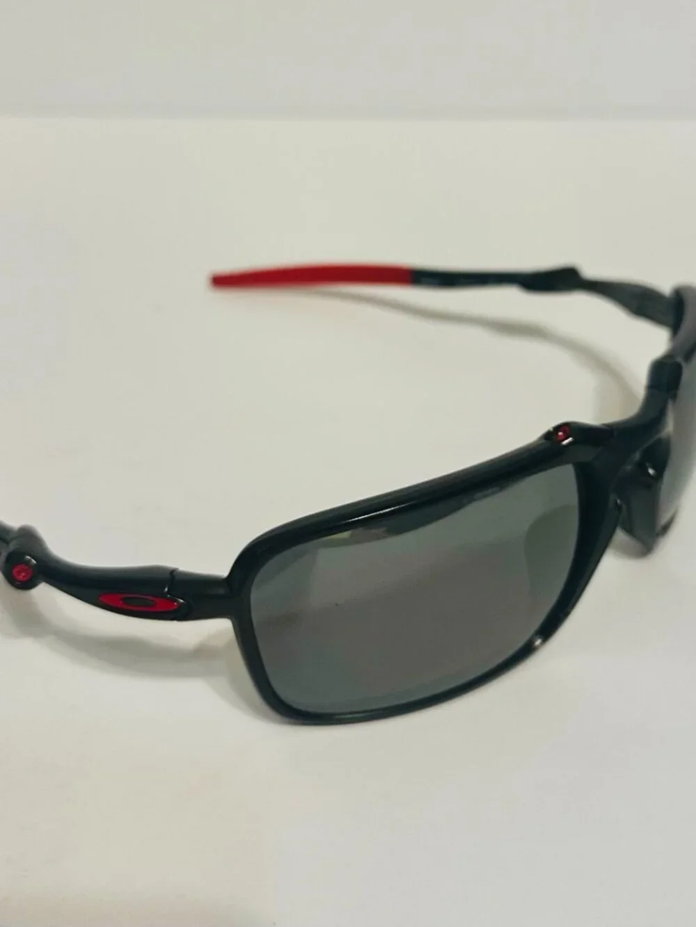 Oakley sunglasses